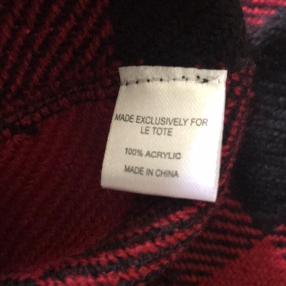 Buffalo Plaid Infinity Scarf - Picture 4 of 4